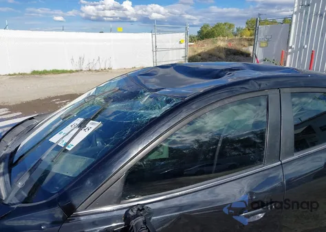 2017 Mazda Mazda3 Touring из США, поврежденный, VIN 3MZBN1V75HM105726